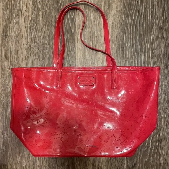 Kate Spade small Harmony Metro Perforated patent & leather Heart Red Tote Bag - Picture 3 of 16